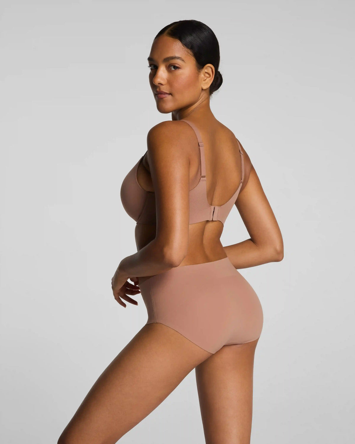 SPANXsupersmooth® BraVa Lightly Lined Bra | Cinnamon