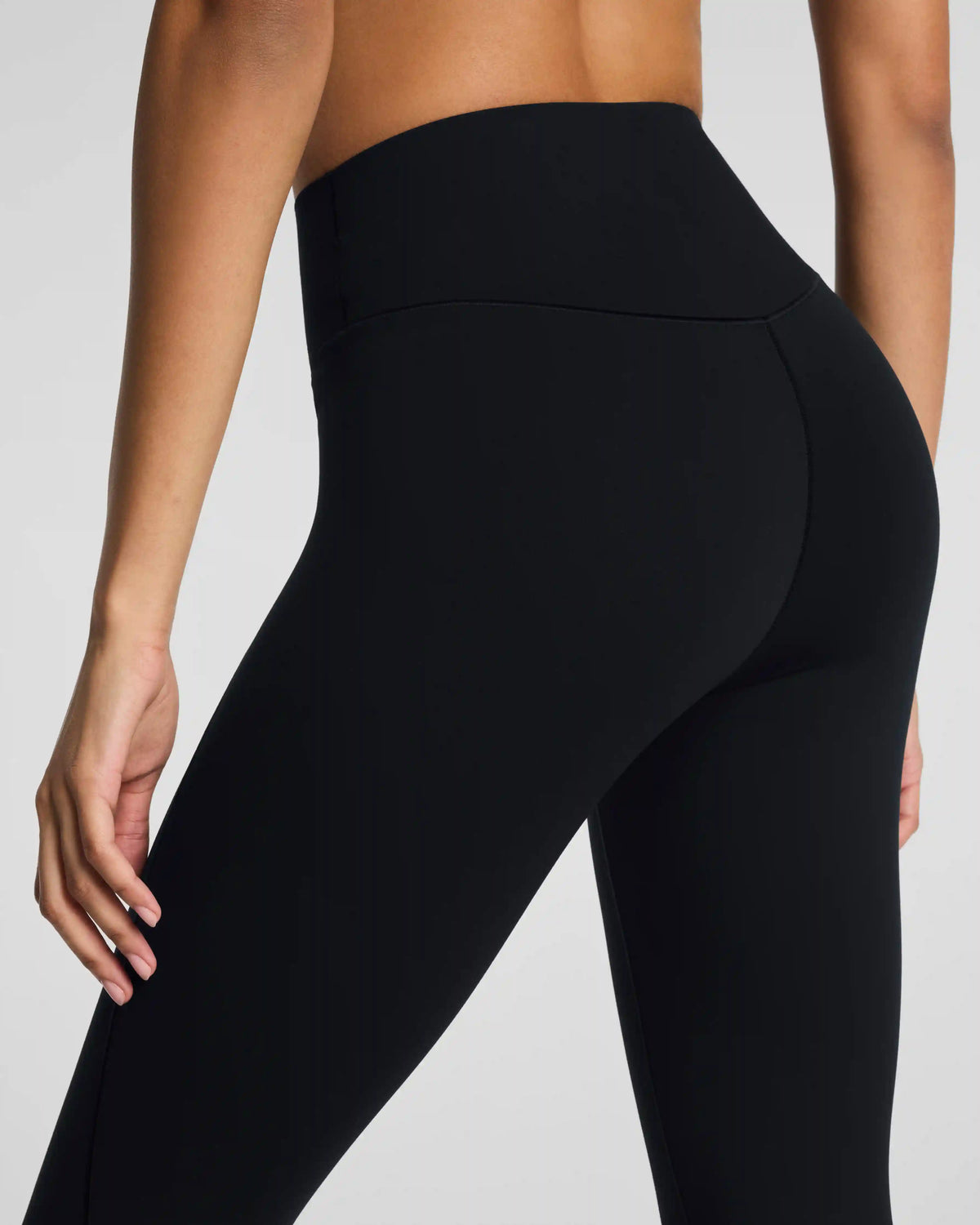 SPANXshape® PowerPlay 7/8 Leggings | Very Black