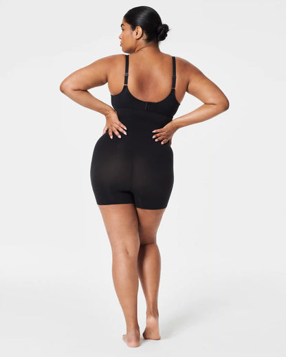 SPANXsculpt® Seamless Power High-Waisted Shorty | Very Black