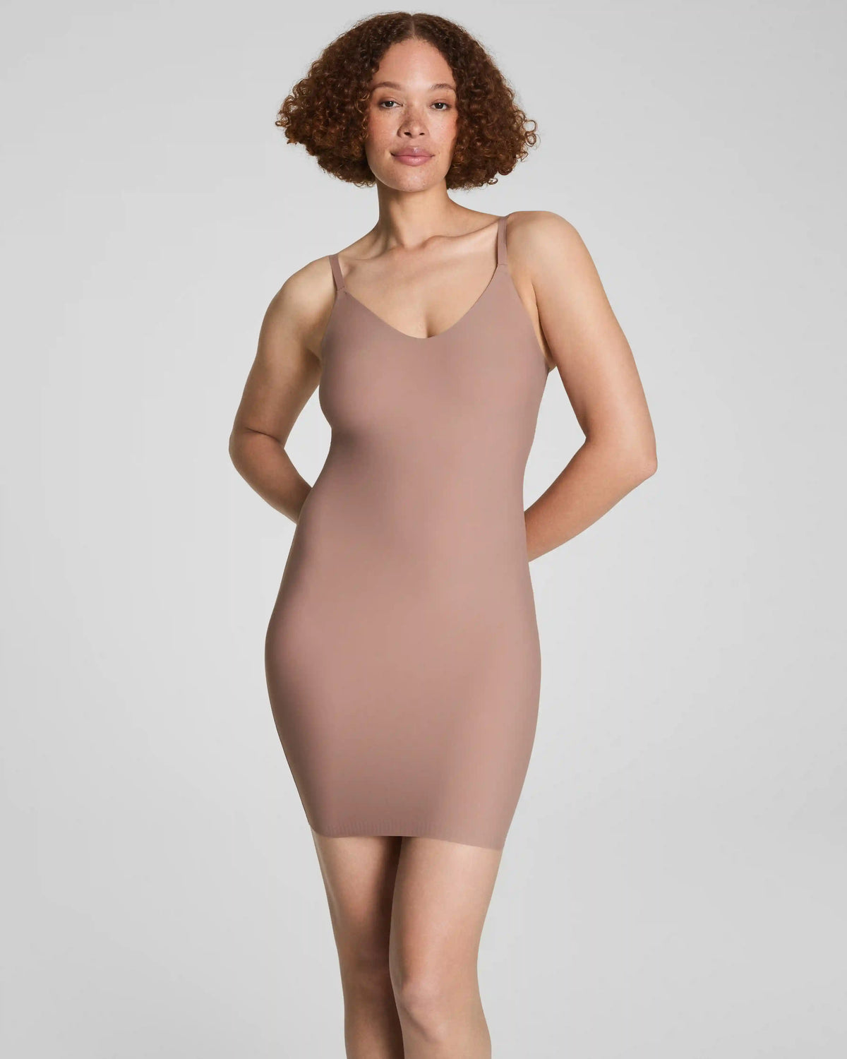 SPANXsupersmooth® Essential V-Neck Slip