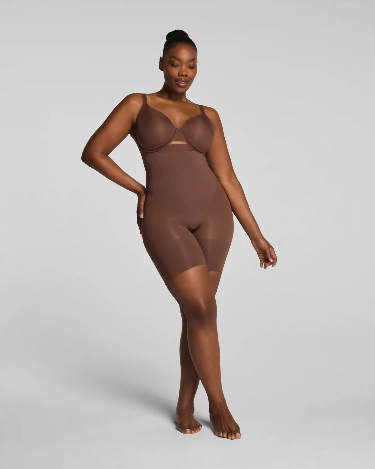 SPANXsculpt® GoFigure High-Waisted Mid-Thigh Short | Ganache