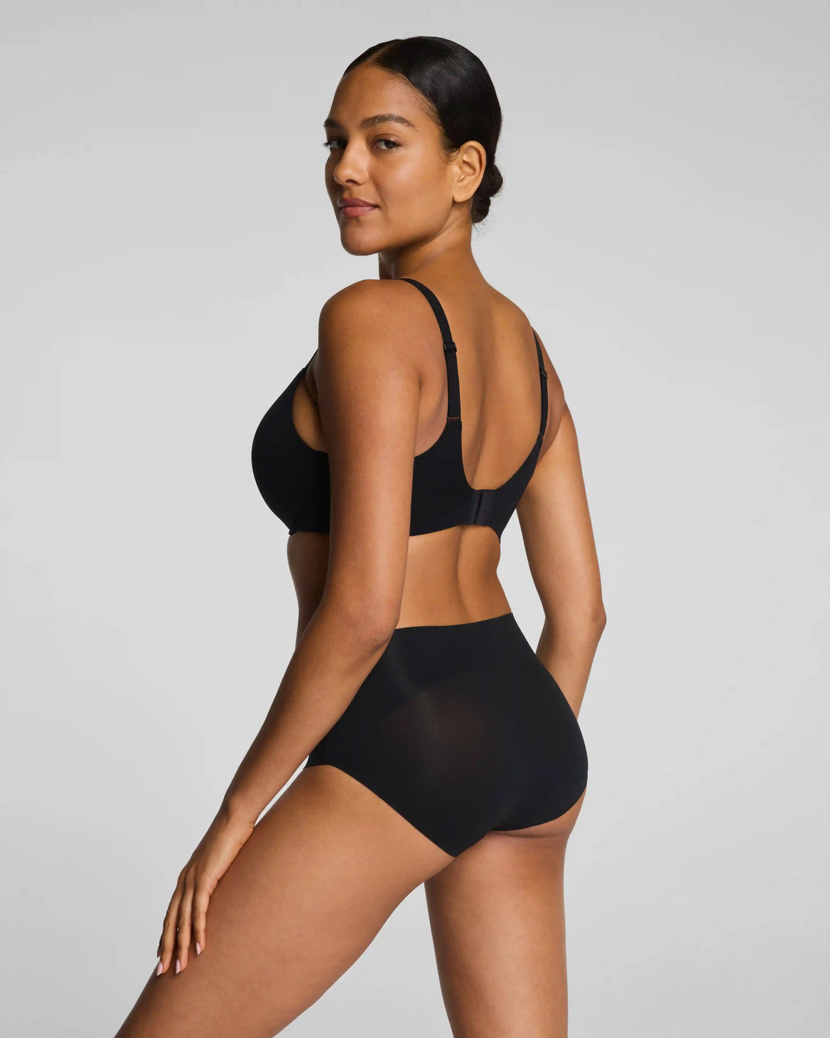 SPANXsupersmooth® BraVa Lightly Lined Bra | Very Black