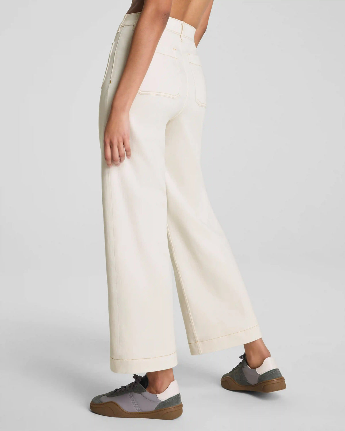 SPANXshape® Authentic 360 Cropped Wide Leg Jeans with Patch Pockets | Alabaster