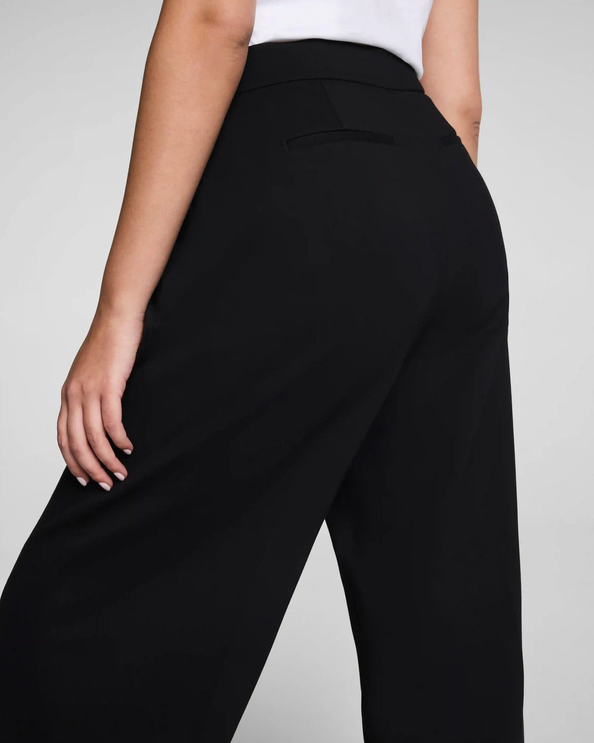 SPANX® Ponte Pleated Tapered Pant | Classic Black
