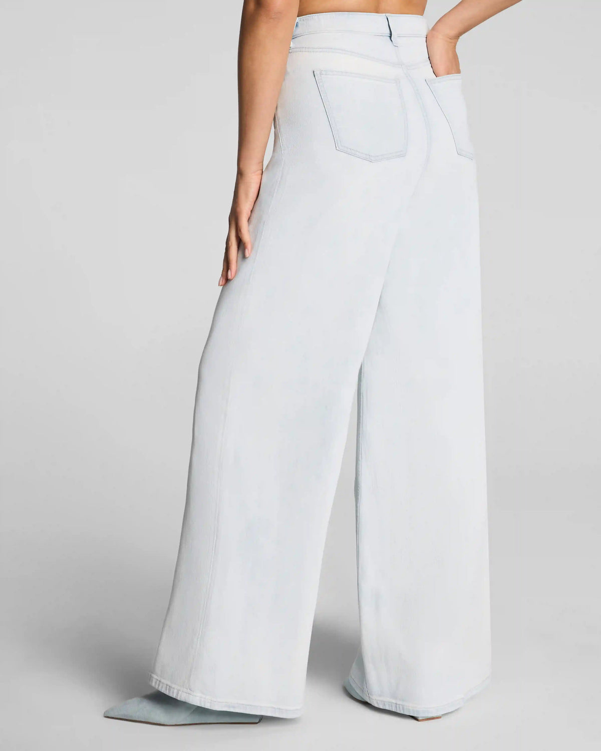 SPANXsupersmooth® Authentic 360 Lightweight Super Wide Leg Jeans | Sea Breeze