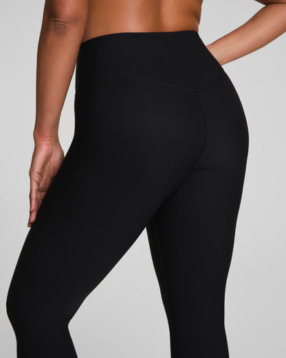 SPANXsmooth® OnForm Cropped Leggings, 19" | Very Black